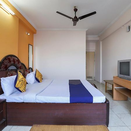 Spot On Hotel Shyam Inn Hālol Zewnętrze zdjęcie