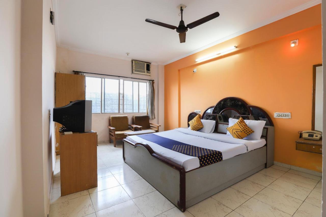 Spot On Hotel Shyam Inn Hālol Zewnętrze zdjęcie