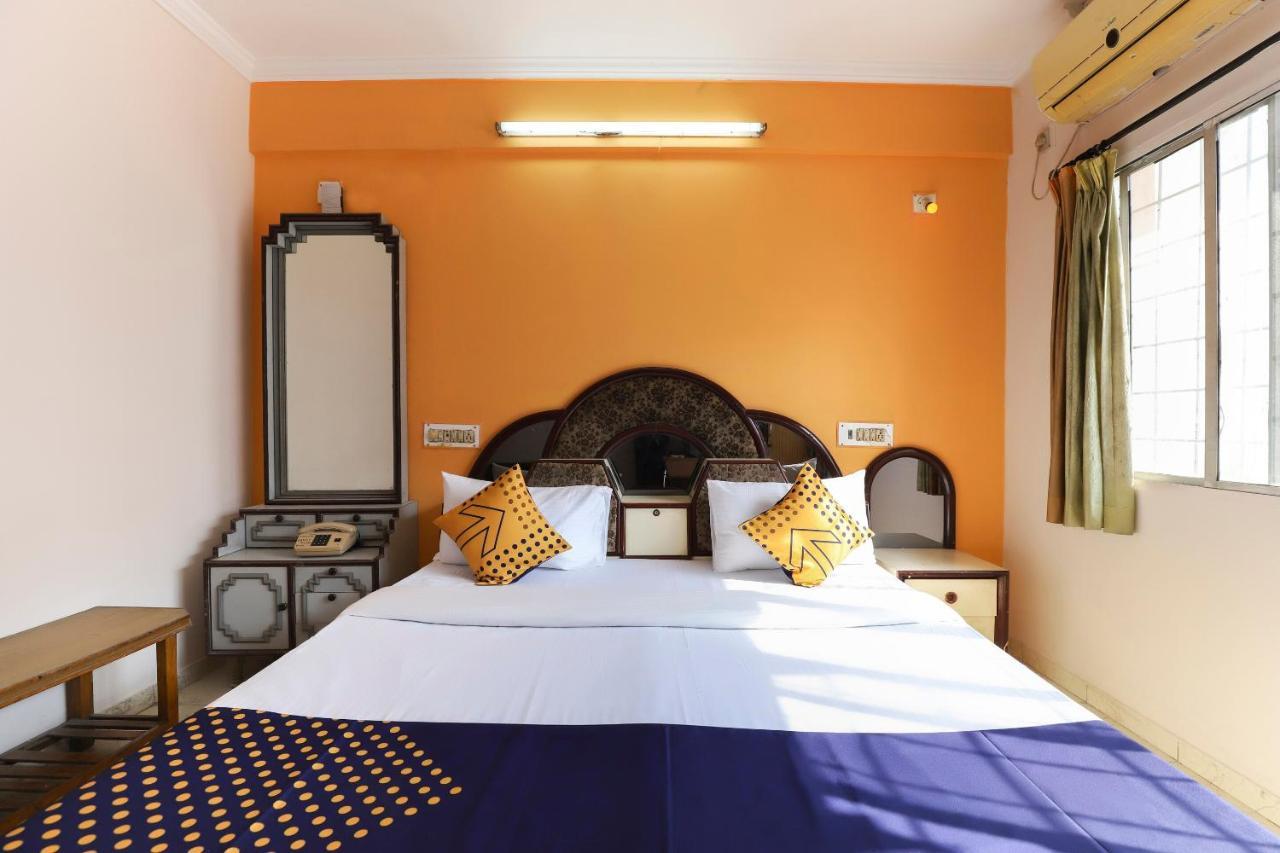 Spot On Hotel Shyam Inn Hālol Zewnętrze zdjęcie