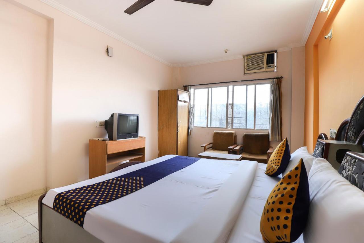Spot On Hotel Shyam Inn Hālol Zewnętrze zdjęcie