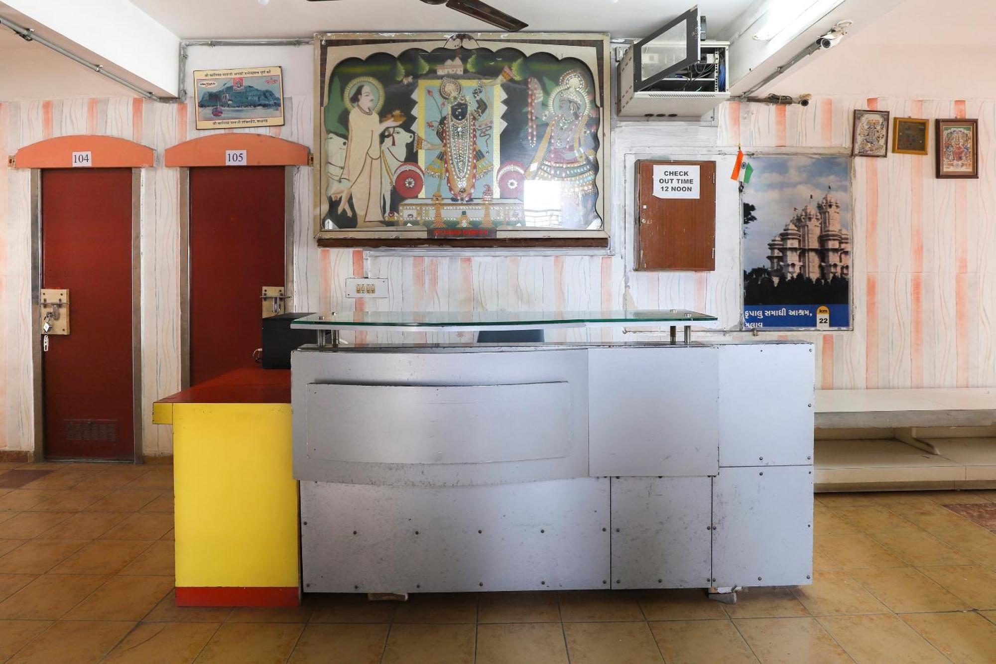 Spot On Hotel Shyam Inn Hālol Zewnętrze zdjęcie